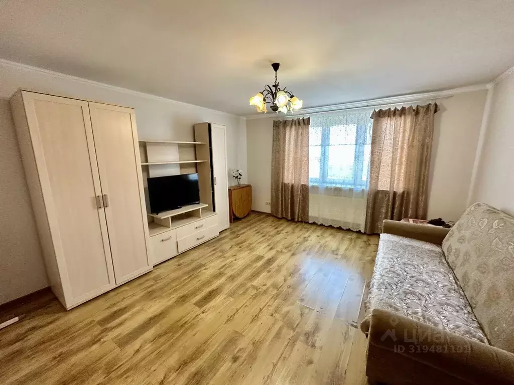 2-к кв. Московская область, Красногорск Успенская ул., 12 (65.0 м) - Фото 0