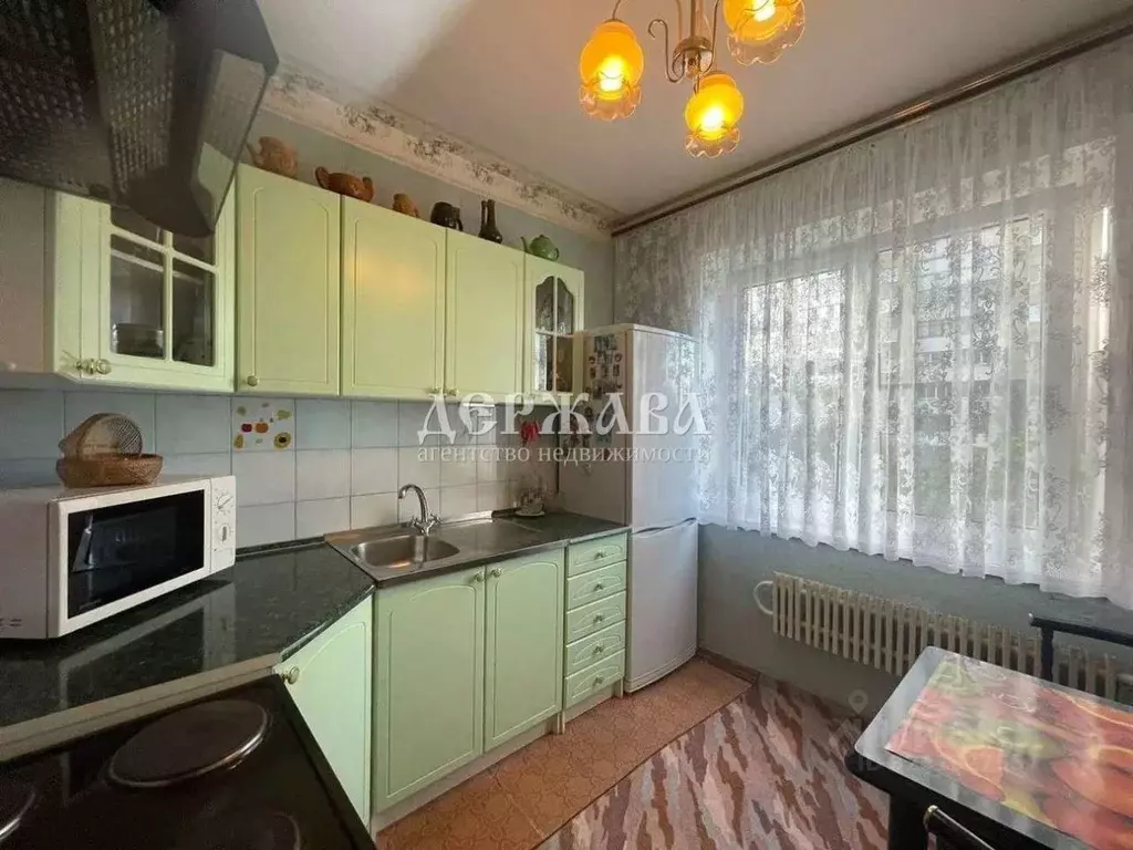 2-к кв. Белгородская область, Старый Оскол Восточный мкр, 7 (53.0 м) - Фото 2