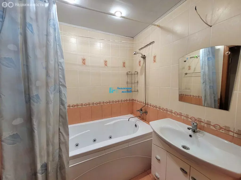 3-комнатная квартира: Балаково, Трнавская улица, 26/2 (63 м) - Фото 1