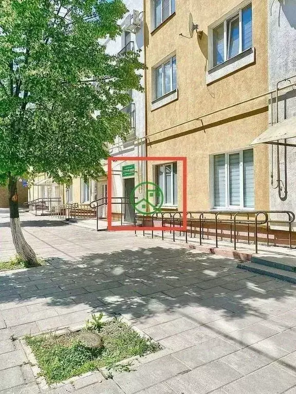 Помещение свободного назначения в Самарская область, Сызрань Советская ... - Фото 0