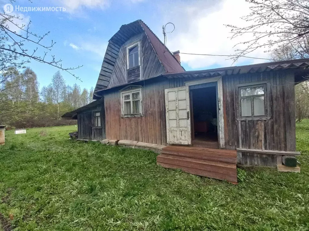 Дом в Волжское сельское поселение, село Аксёново (14 м), Купить дом Аксеново,  Рыбинский район, ID объекта - 50011098186