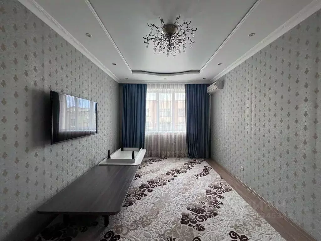 3-к кв. Оренбургская область, Оренбург Карагандинская ул., 15 (94.1 м) - Фото 1