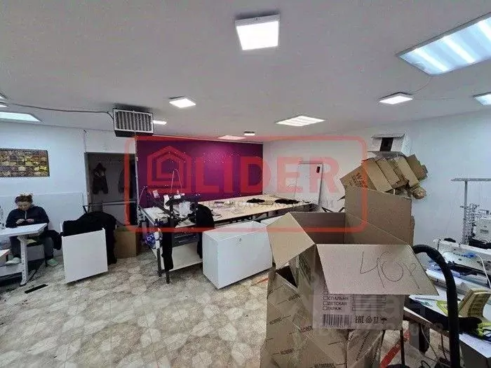 Торговая площадь в Севастополь ул. Адмирала Юмашева, 17В (70 м) - Фото 2