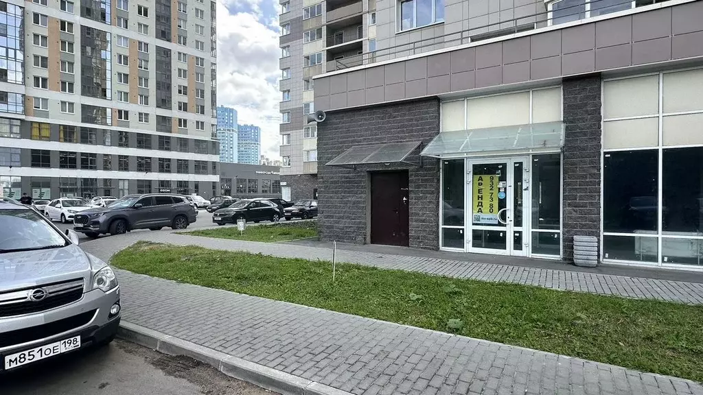 Торговая площадь в Санкт-Петербург пос. Парголово, Заречная ул., 13к3 ... - Фото 1