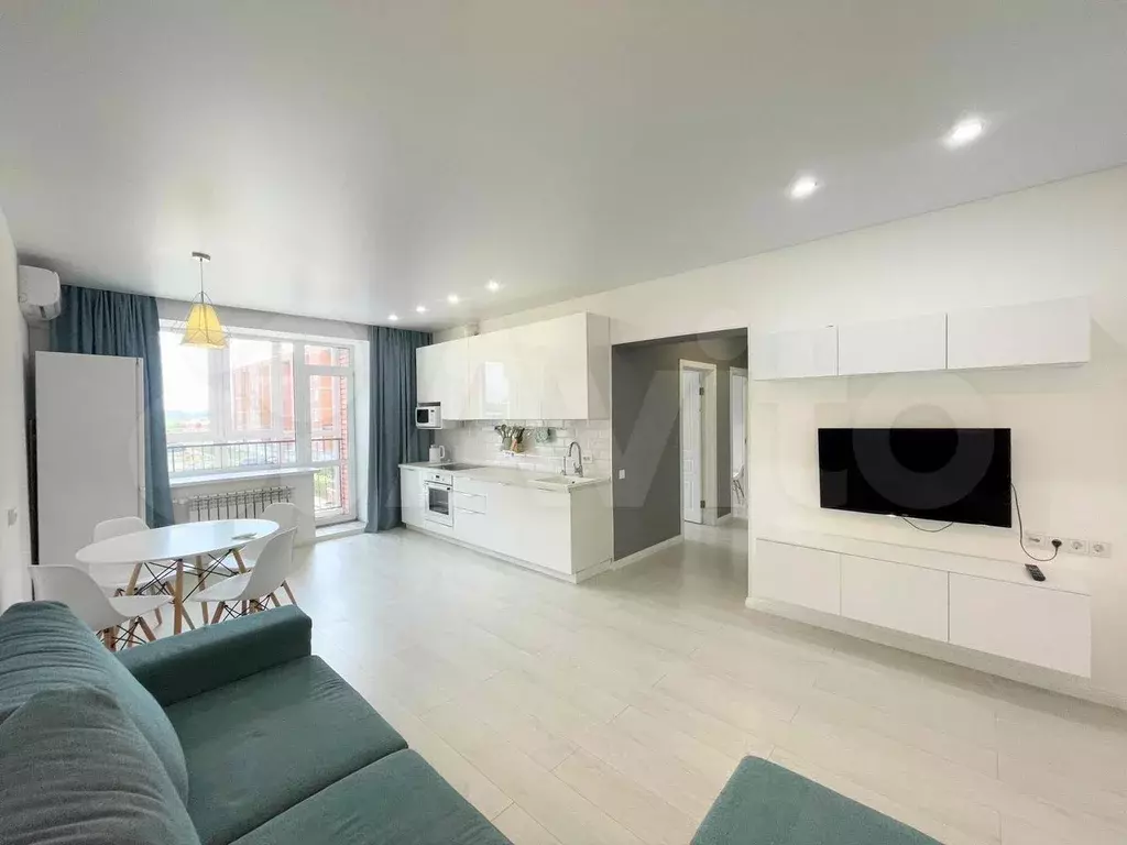 2-к. квартира, 60 м, 2/4 эт. - Фото 0