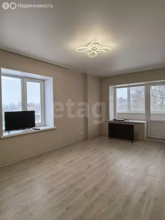 2-комнатная квартира: Златоуст, проспект имени Ю.А. Гагарина, 3-я ... - Фото 1