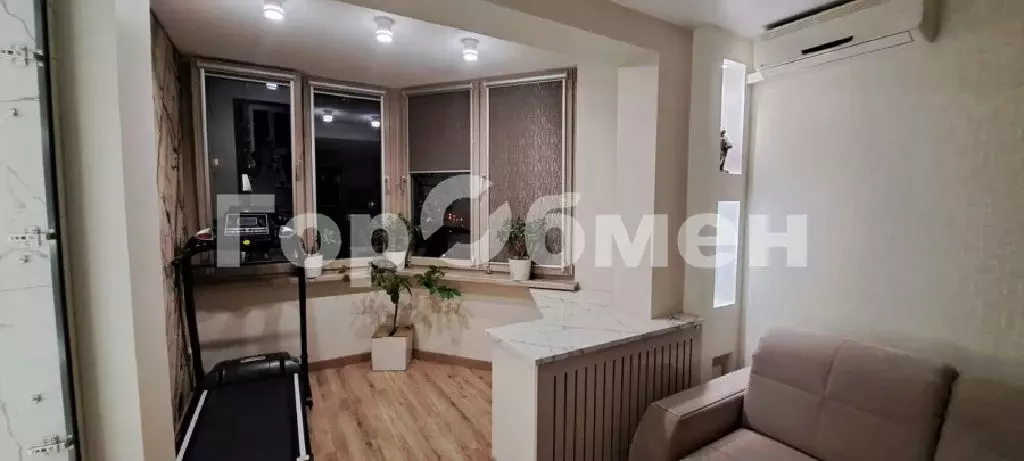 Продается 3-комнатная квартира - Фото 2