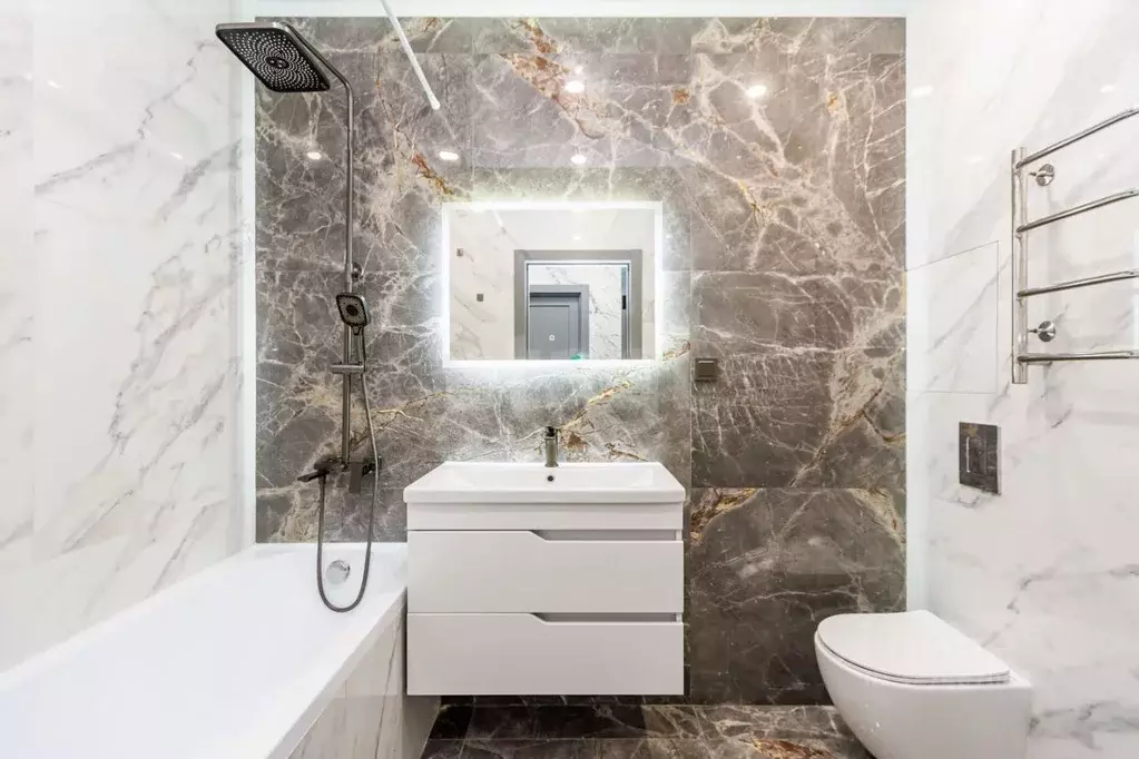 3-к кв. Тюменская область, Тюмень ул. Новоселов, 103 (74.4 м) - Фото 1