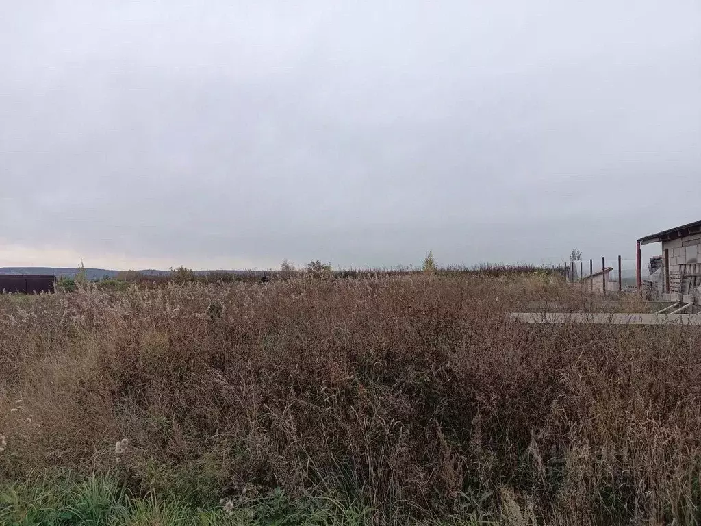 Участок в Пермский край, Пермь Ново-Бродовский жилрайон, ул. Ясеневая, ... - Фото 1