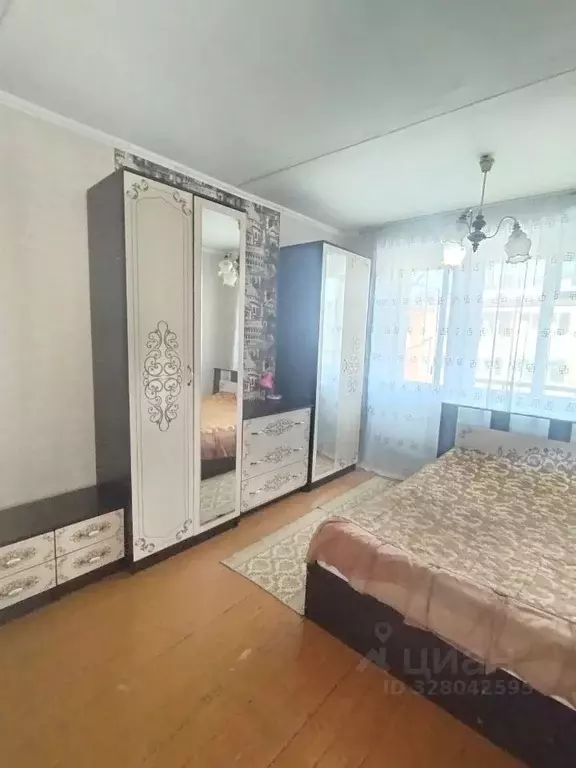 4-к кв. Ярославская область, Углич Северная ул., 16Б (62.1 м) - Фото 1