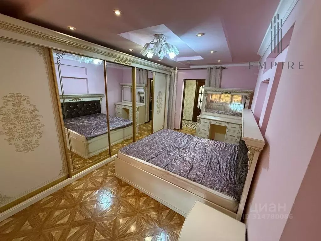 4-к кв. Чеченская республика, Грозный ул. В.А. Кан-Калика, 41 (82.5 м) - Фото 1