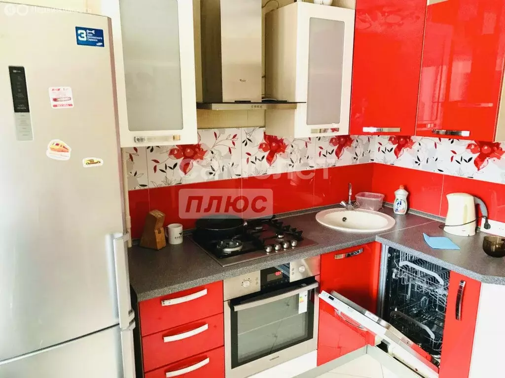 2-комнатная квартира: Подольск, микрорайон Ново-Сырово, улица 8 Марта, ... - Фото 1