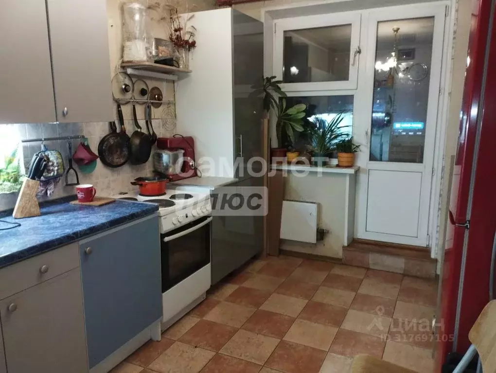 2-к кв. Москва ул. Адмирала Лазарева, 19к1 (60.4 м) - Фото 0