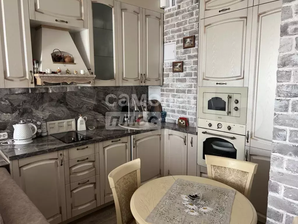 1-к. квартира, 38 м, 6/9 эт. - Фото 1