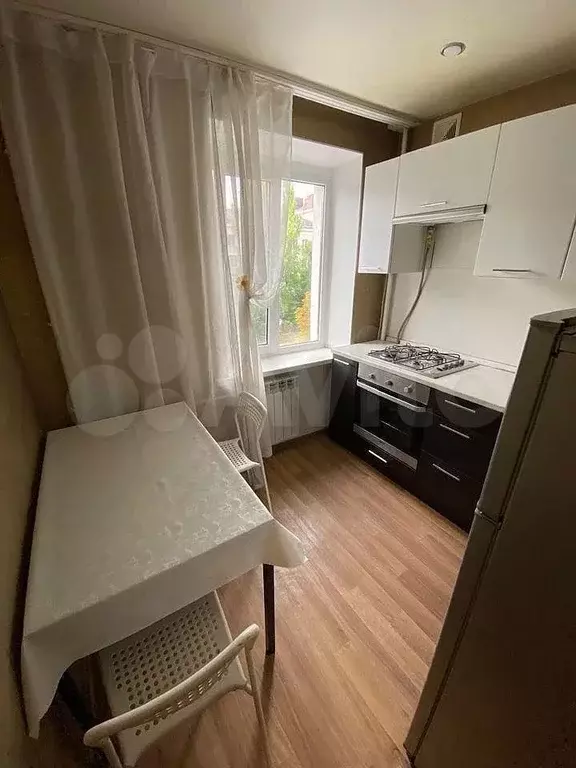 2-к. квартира, 42 м, 4/9 эт. - Фото 1