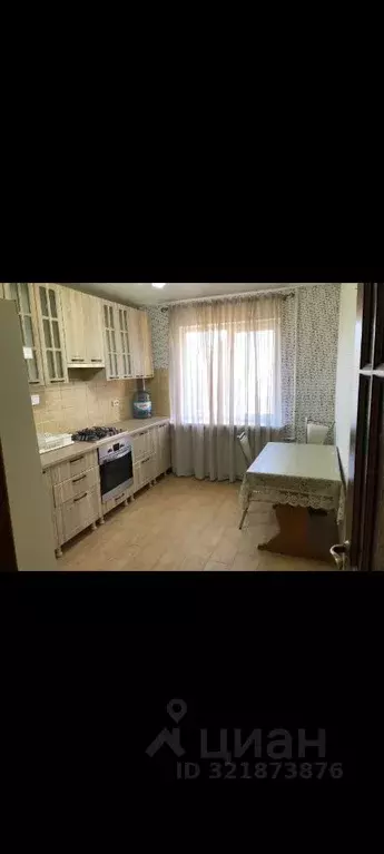 2-к кв. Астраханская область, Астрахань Краснодарская ул., 13А (65.0 ... - Фото 0