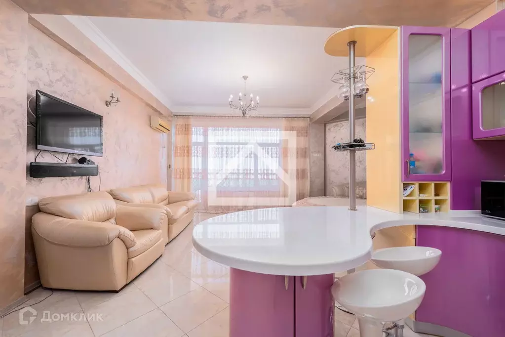 Продаётся квартира-студия, 50 м - Фото 1