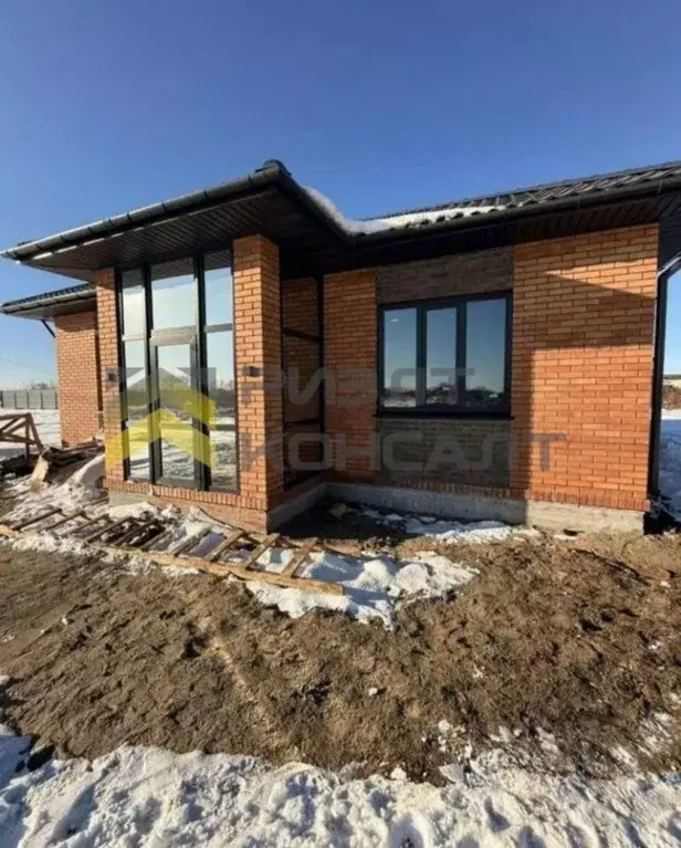 Дом в Омская область, Омский район, Магистральное с/пос, Деревня ... - Фото 1