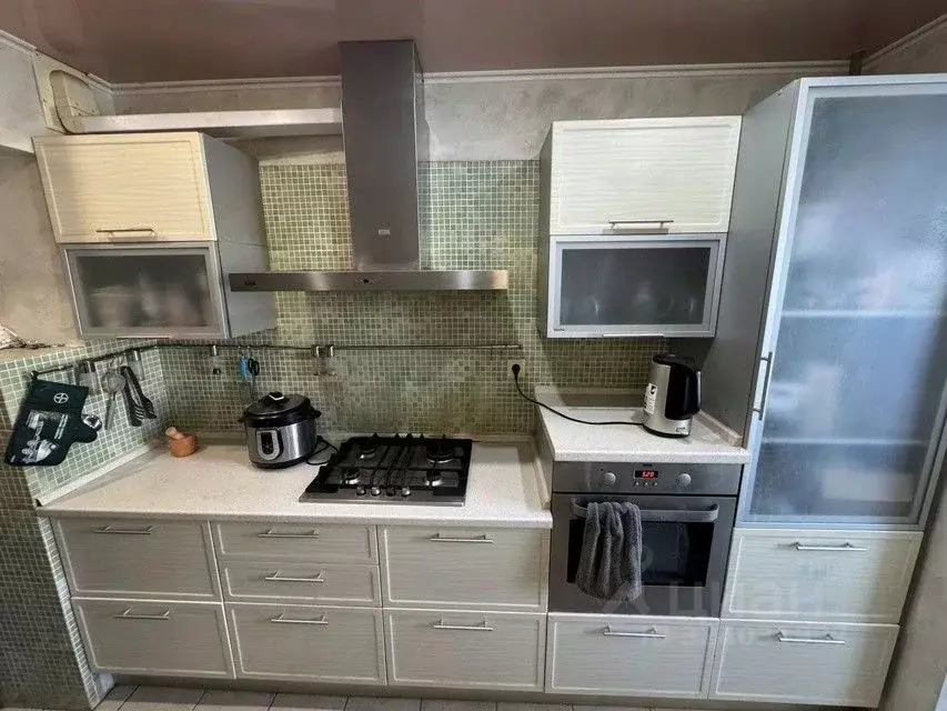 3-к кв. Саратовская область, Энгельс Пролетарская ул., 1 (74.6 м) - Фото 1