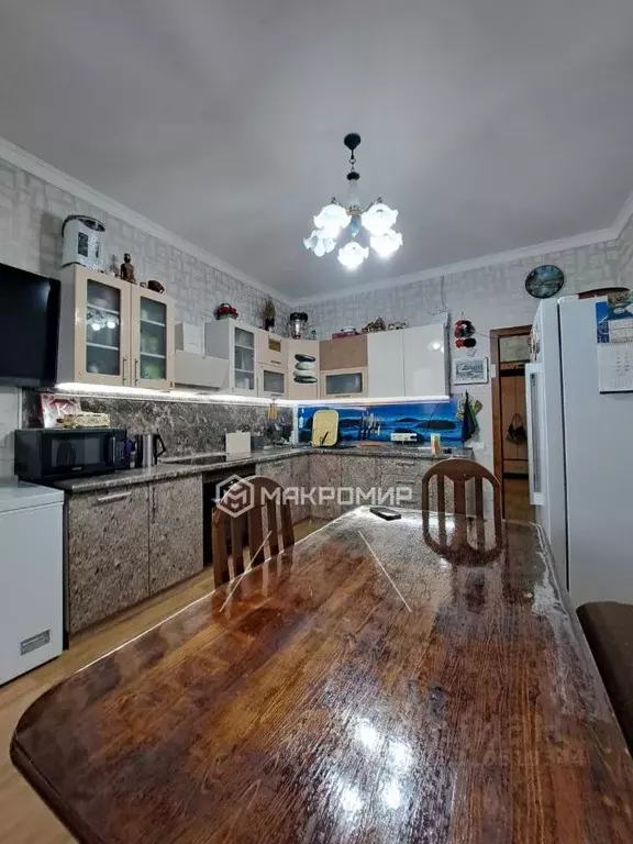 3-к кв. Ханты-Мансийский АО, Сургут ул. Замятинская, 3/1 (80.0 м) - Фото 0