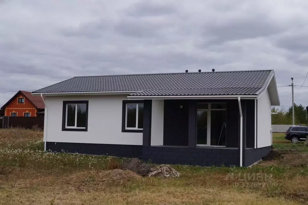 Дом в Белгородская область, Белгородский район, Хохловское с/пос, с. ... - Фото 1