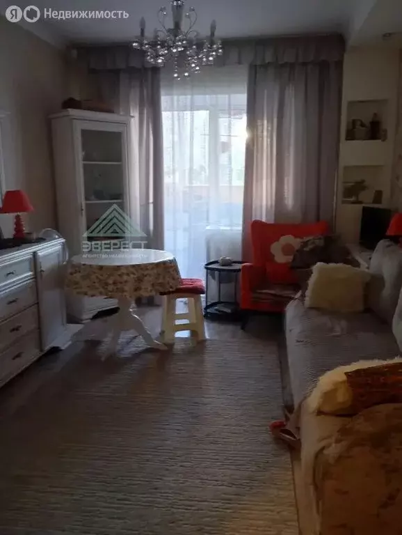 2-комнатная квартира: Абакан, улица Стофато, 4 (57 м) - Фото 1