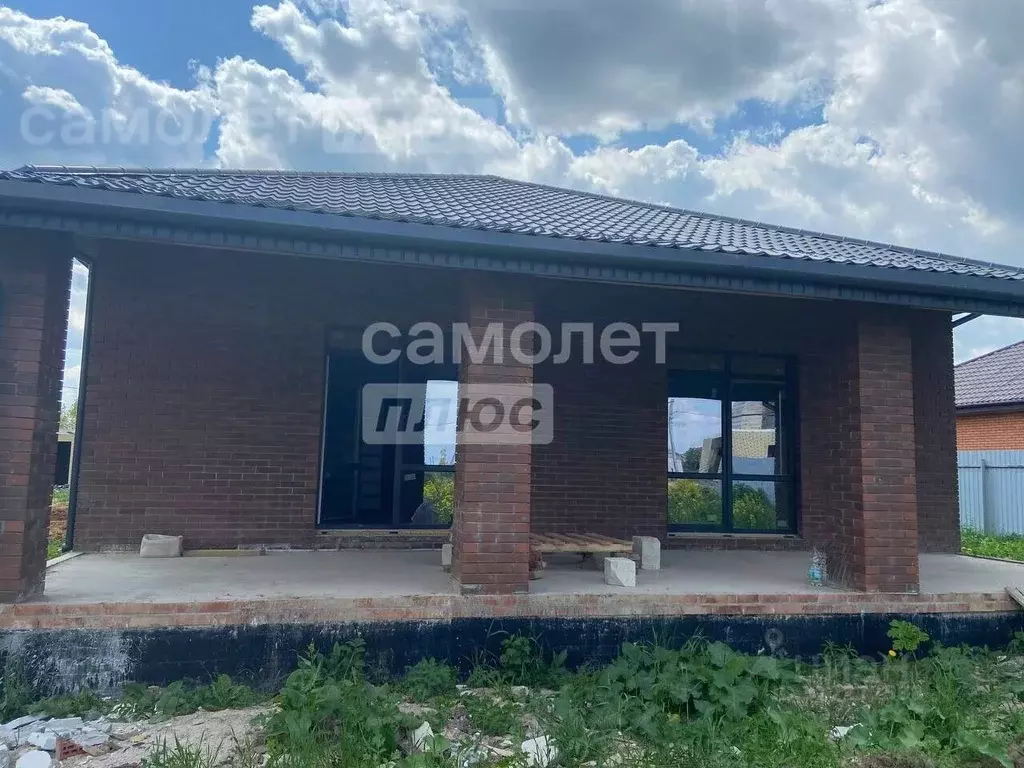 Дом в Тульская область, Новомосковск 5 (100 м) - Фото 1