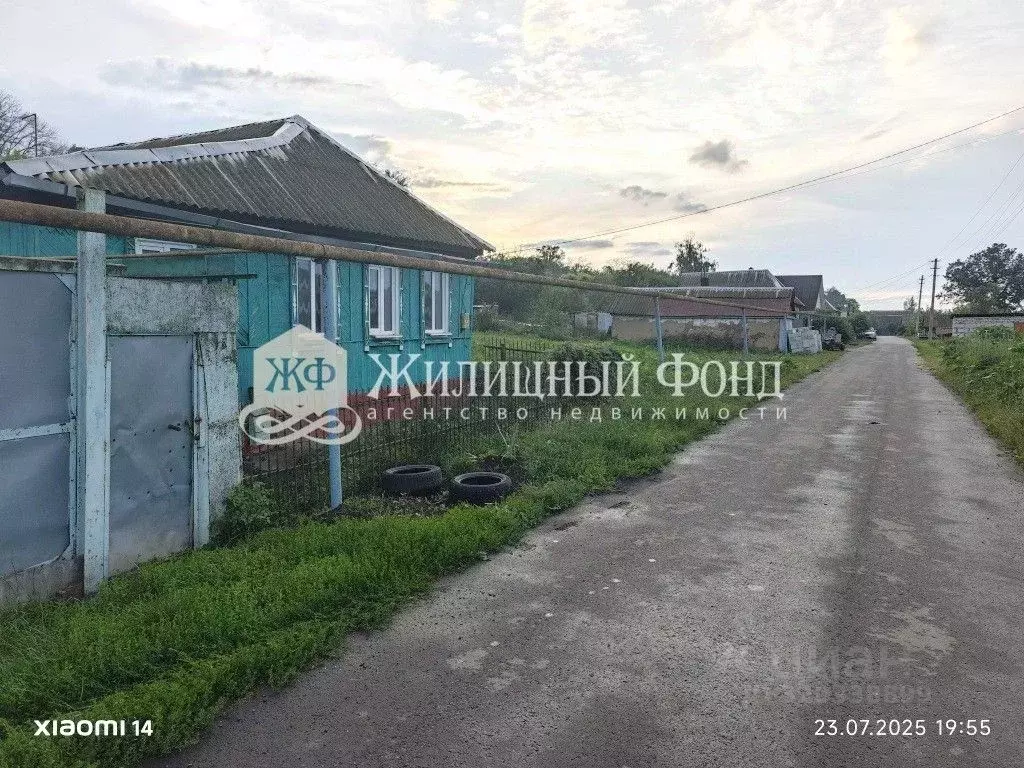 Дом в Курская область, Курский район, Шумаковский сельсовет, д. ... - Фото 2