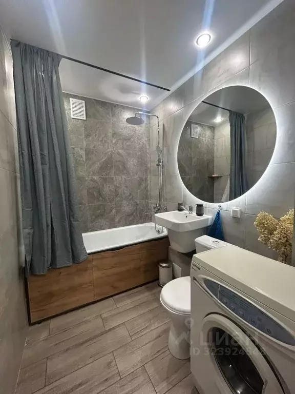 Студия Свердловская область, Екатеринбург ул. Молодогвардейцев, 1 ... - Фото 0