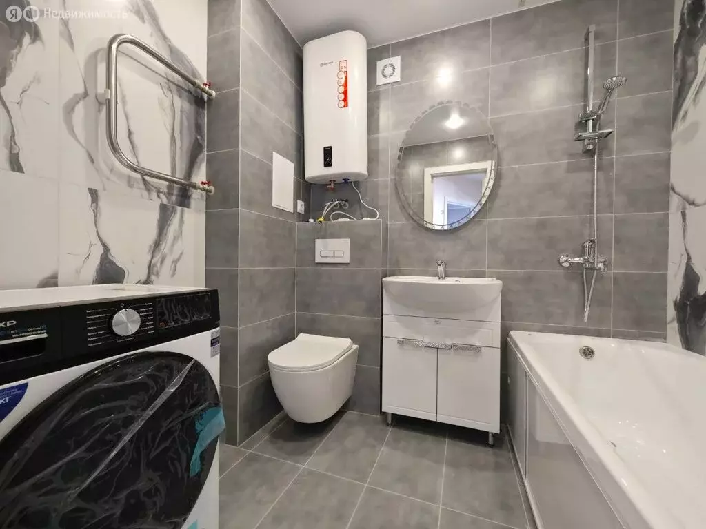 1-комнатная квартира: село Чигири, улица Василенко, 4 (38 м) - Фото 2