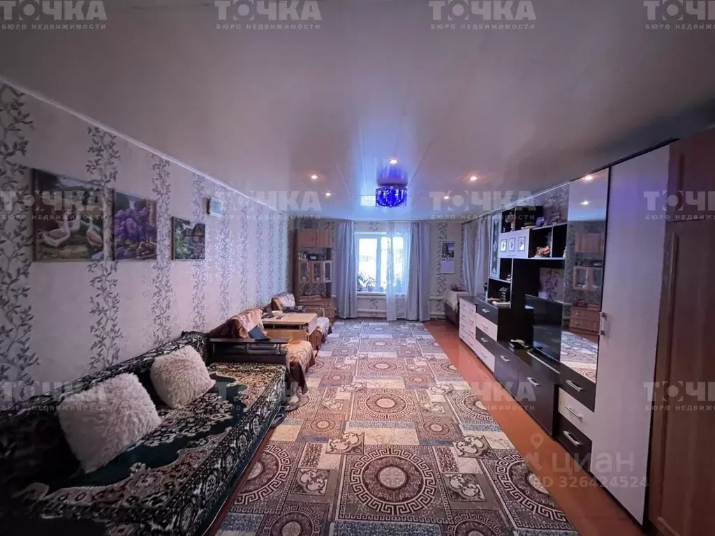 Дом в Челябинская область, Чебаркульский муниципальный округ, д. ... - Фото 1