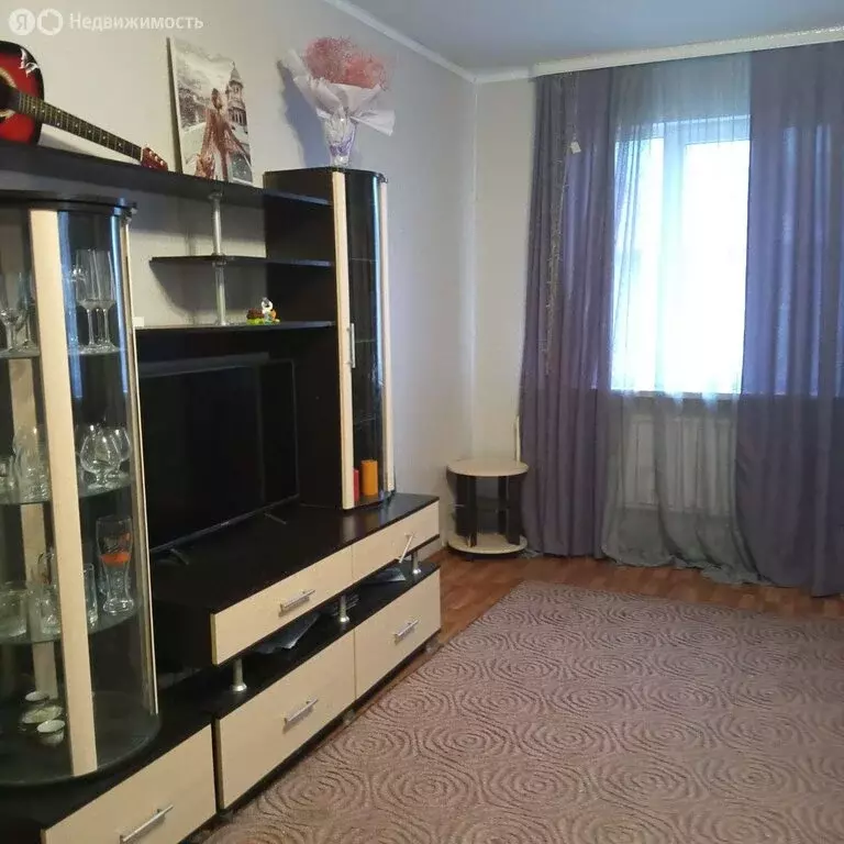 3-комнатная квартира: Пикалёво, Строительная улица, 34 (75 м) - Фото 1