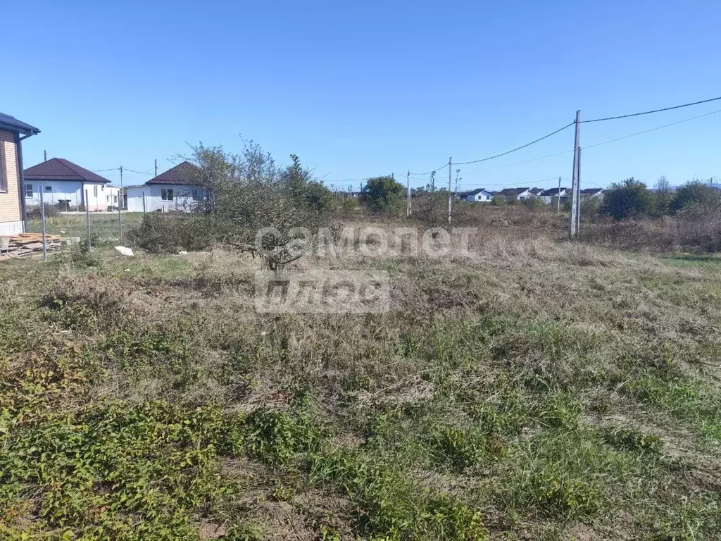 Участок в Краснодарский край, Абинск просп. Центральный (6.2 сот.) - Фото 1