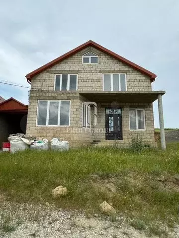 Дом 200 м на участке 4 сот. - Фото 0