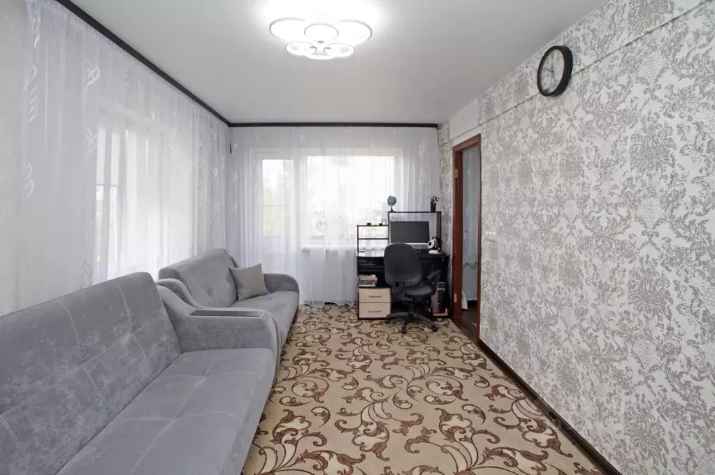 1-к кв. Омская область, Омск Городок Нефтяников мкр, ул. 19-го ... - Фото 1