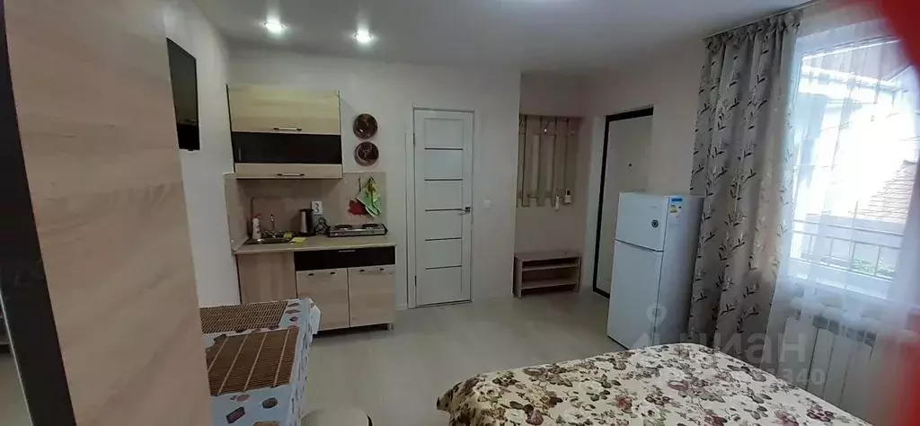 Студия Крым, Алушта ул. Садовая, 20 (20.0 м) - Фото 2