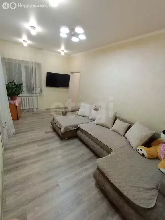 2-комнатная квартира: Альметьевск, проспект Строителей, 55А (51.4 м) - Фото 2