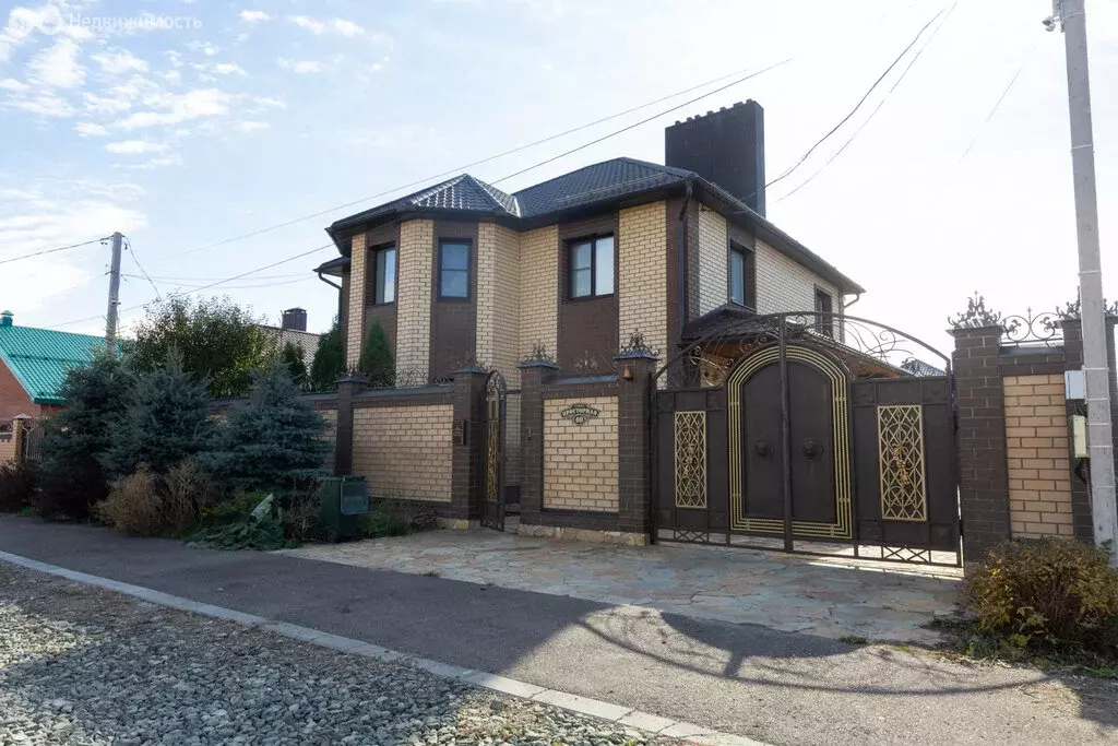 Дом в село Ивановка, Просторная улица, 40 (202 м) - Фото 1