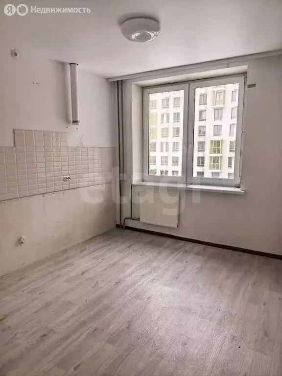 1-комнатная квартира: Тюмень, улица Тимофея Чаркова, 79к3 (34.6 м) - Фото 2