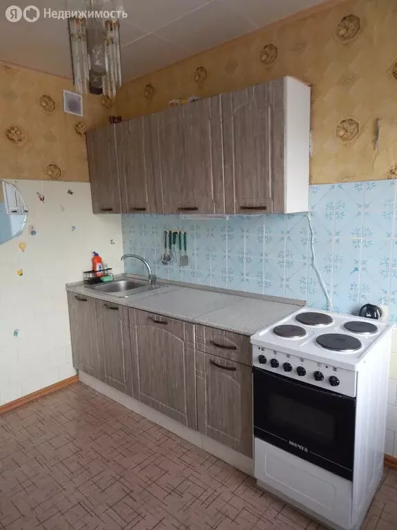 3-комнатная квартира: Челябинск, Краснооктябрьская улица, 16 (65.3 м) - Фото 1