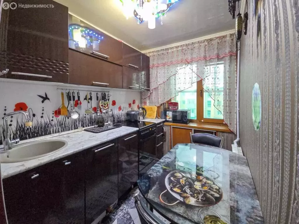 1-комнатная квартира: Петропавловск-Камчатский, проспект 50 лет ... - Фото 2