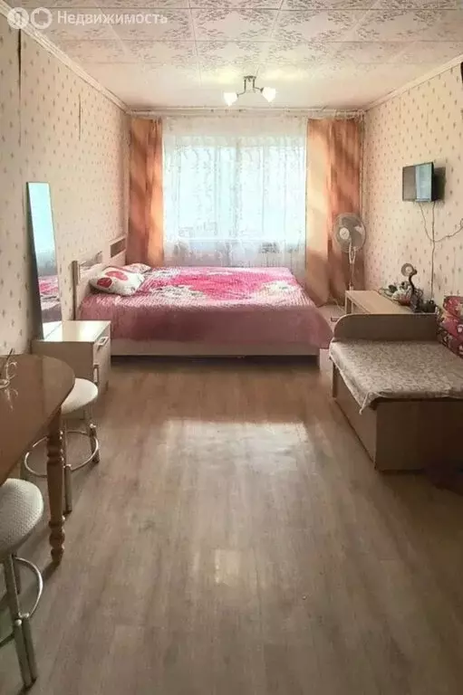 1к в 20-комнатной квартире (18 м) - Фото 1