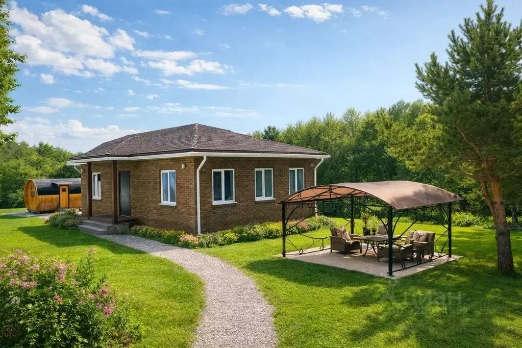 Дом в Калужская область, Тарусский муниципальный округ, Кузьмищево ... - Фото 1