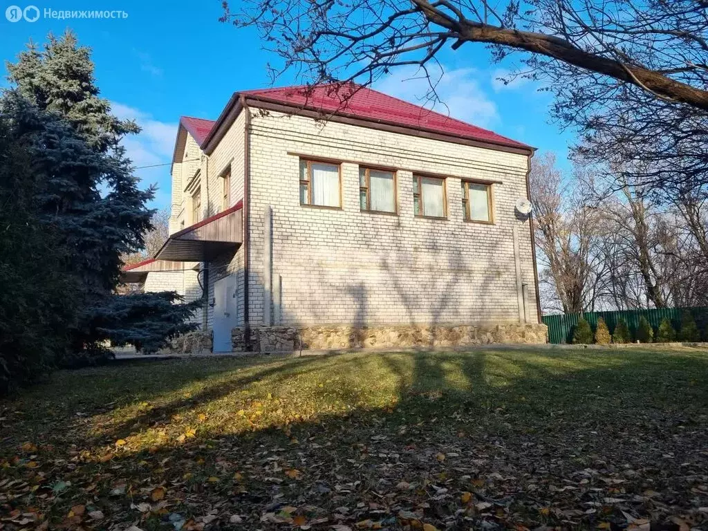 Дом в Волгоград, микрорайон Жилгородок, Яснополянская улица (306.4 м) - Фото 1