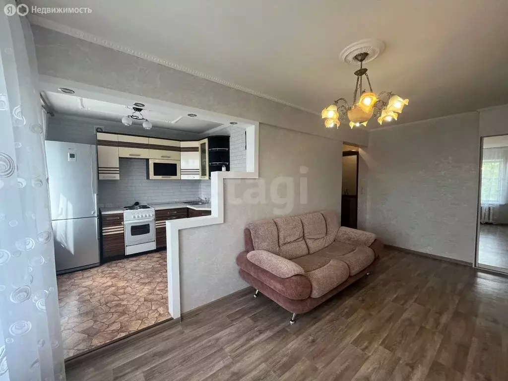 3-комнатная квартира: Ачинск, 5-й микрорайон, 22Б (58.3 м) - Фото 2