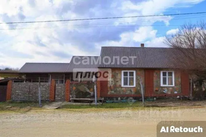 Дом в Краснодарский край, Туапсинский муниципальный округ, с. Горское ... - Фото 1