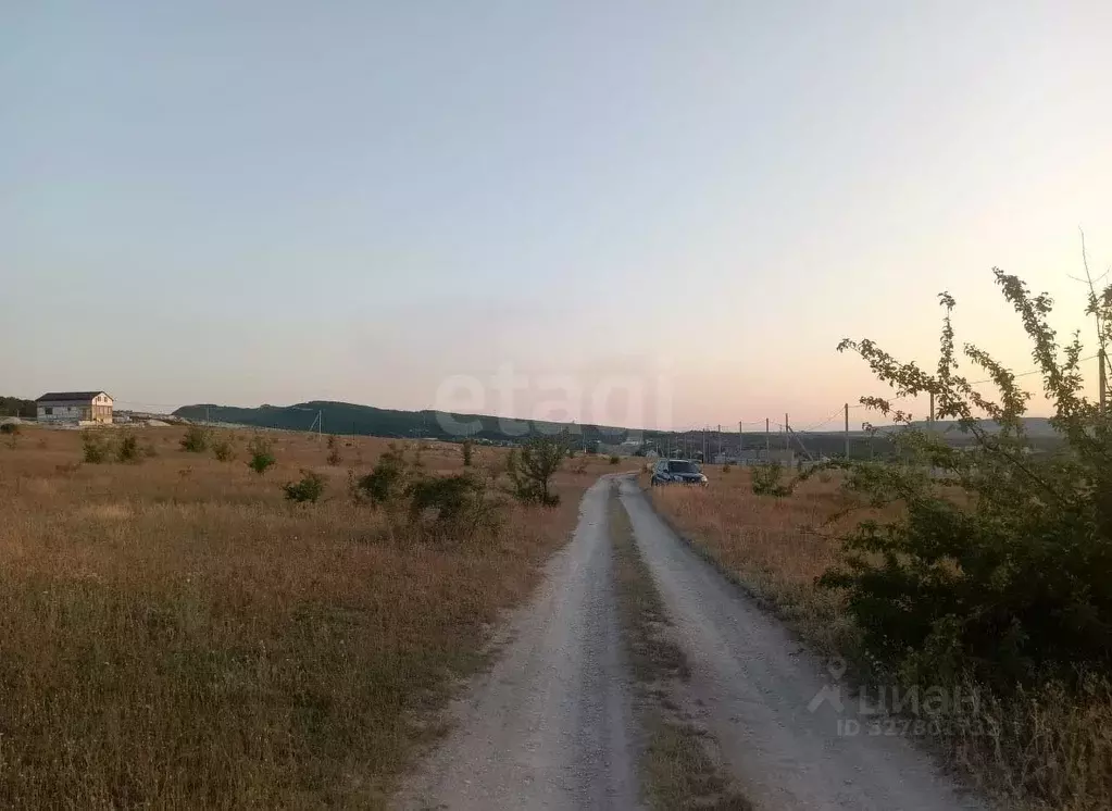Участок в Крым, Бахчисарайский район, с. Скалистое пер. Абрикосовый ... - Фото 2