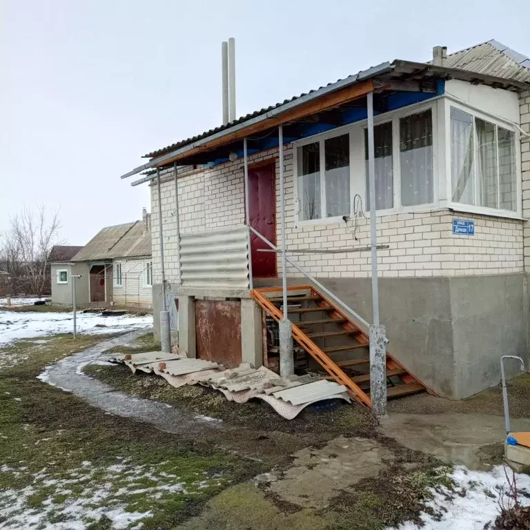 Дом в Воронежская область, Богучар Дачная ул., 17 (81 м) - Фото 1
