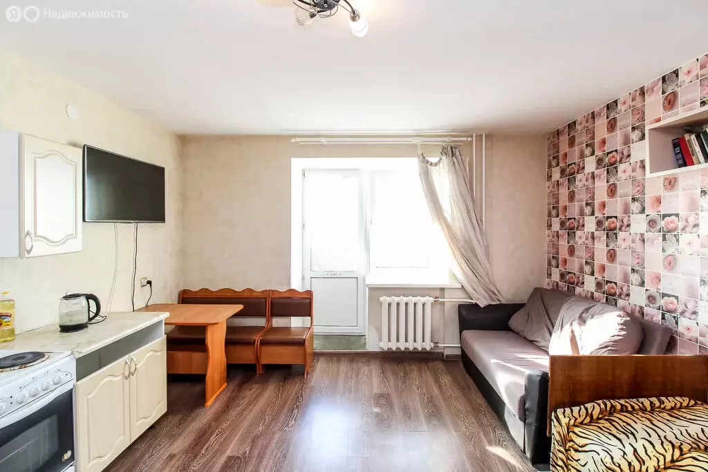 Квартира-студия: микрорайон Мелиораторов, улица Голышева, 4 (24.3 м) - Фото 2