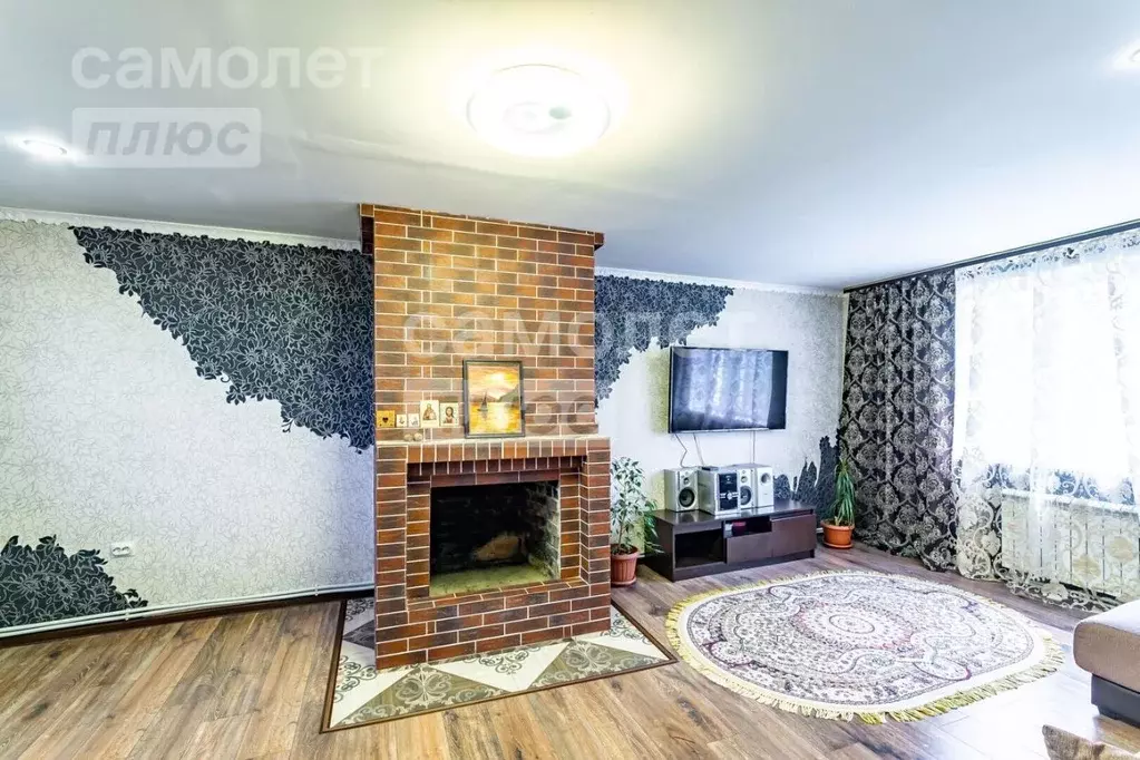 Дом в Свердловская область, Среднеуральск Советская ул., 45 (160 м) - Фото 1